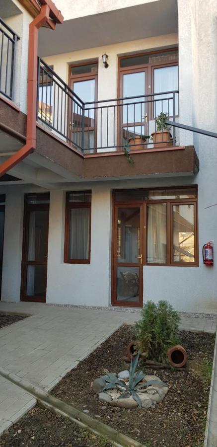 Hotel Tradicia Tbilisi Exterior photo